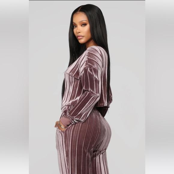 Velvet Crop Top Pant Set - Picture 4 of 5